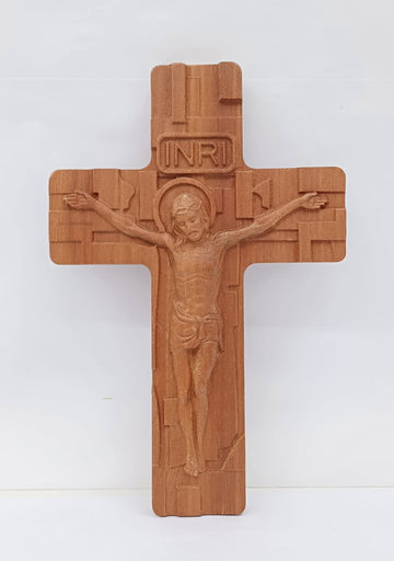 Croce  in legno con Cristo a rilievo