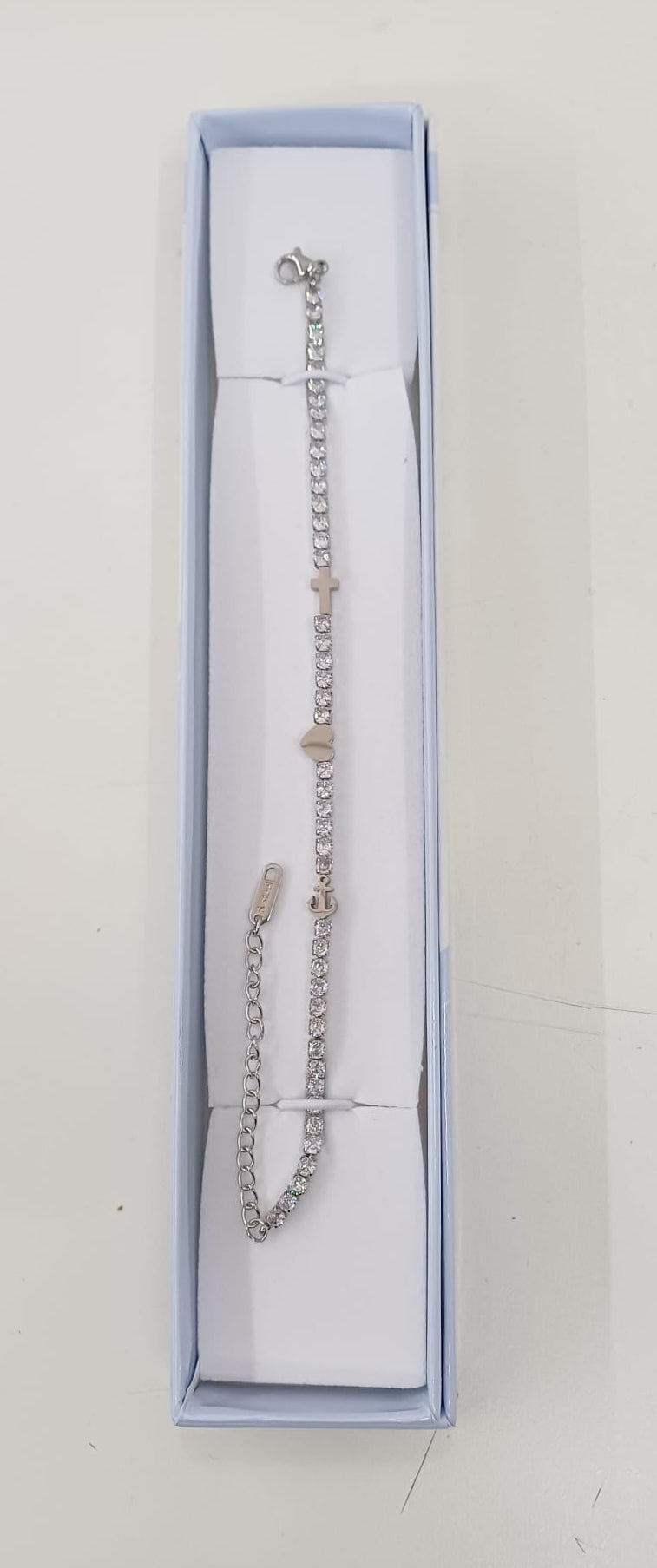 Bracciale in acciaio con zirconi e simboli fede speranza e carità