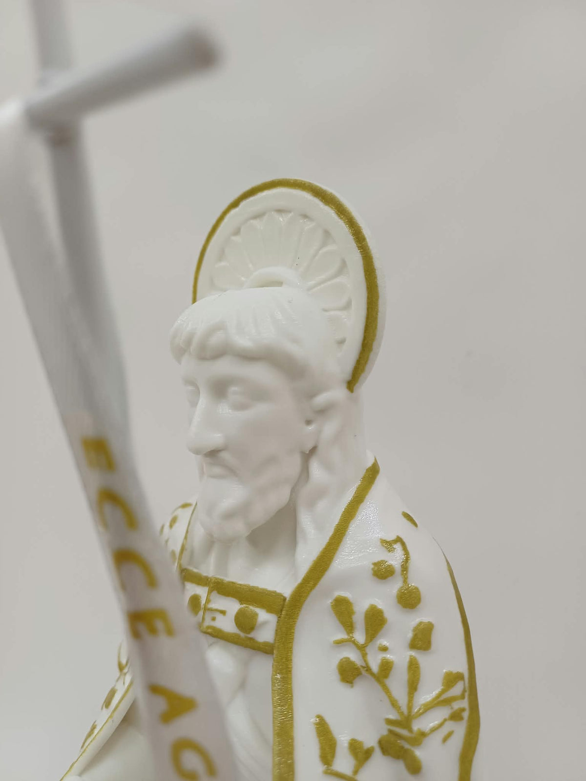 Statua San Giovanni Battista Angri bianco con dettagli oro