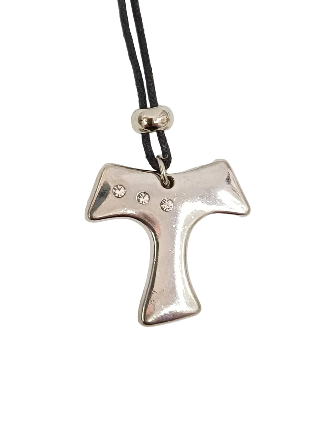 Collana cordoncino con ciondolo Tau in acciaio e strass