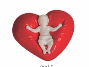 Gesù Bambino su cuore rosso  cm 5